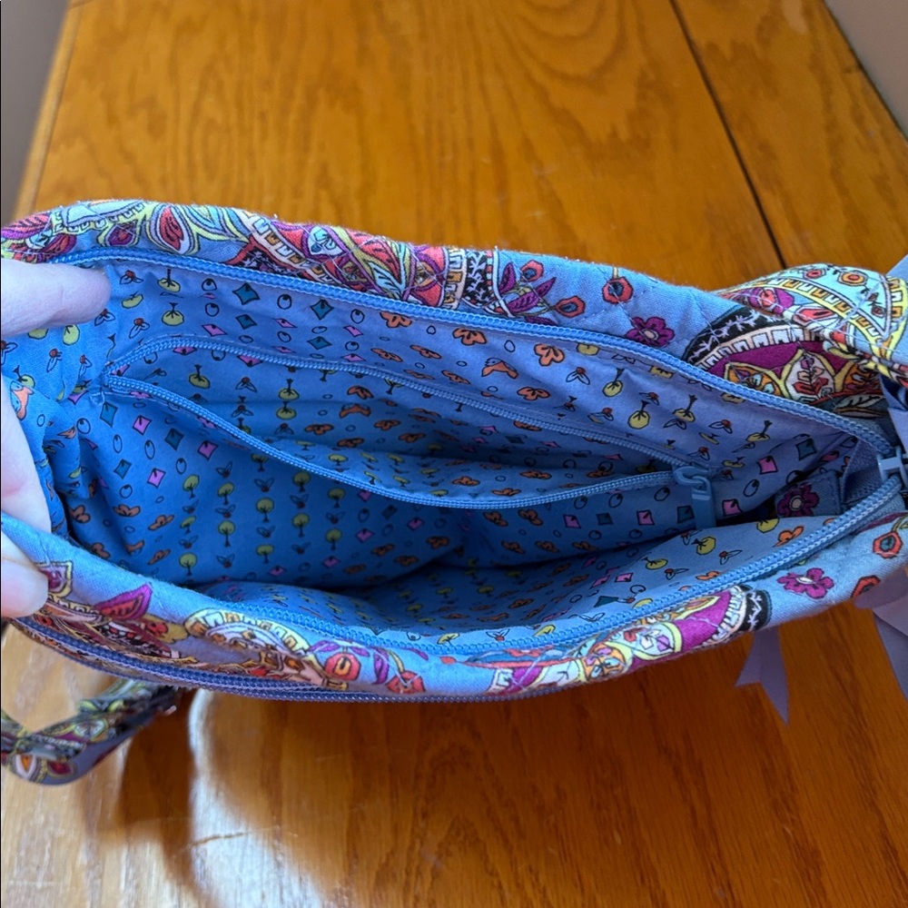 Vera Bradley Paisley Cotton Crossbody Bag - like new - Picture 7 of 12